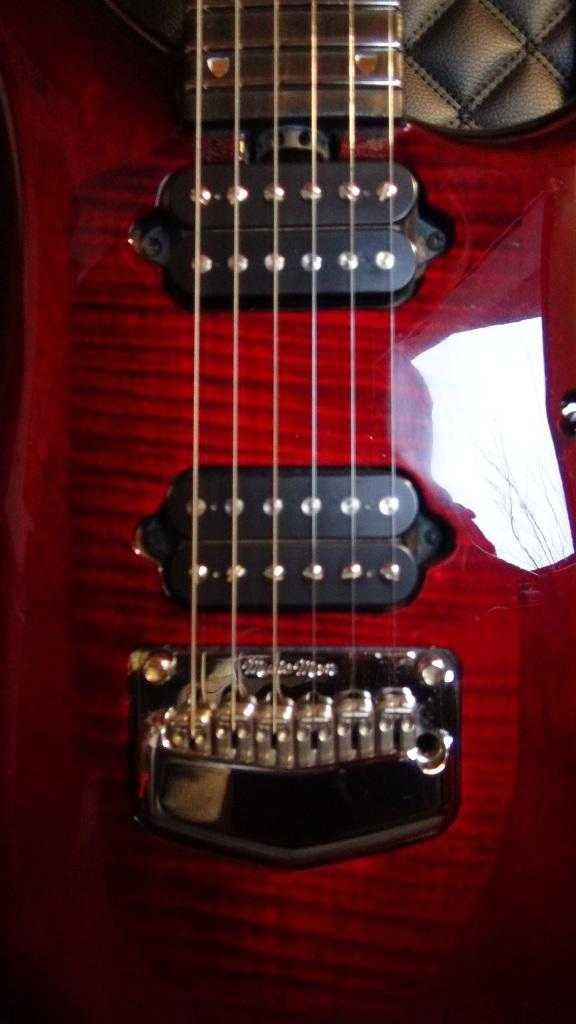 DISC Music Man John Petrucci Majesty Monarchy, Royal Red