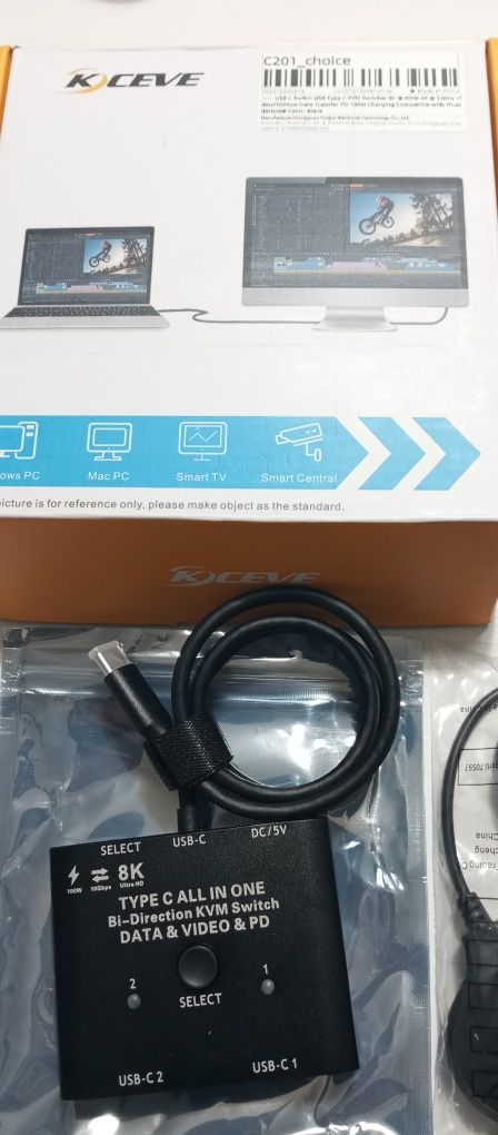Kceve tipo C One bi KVM 8 K