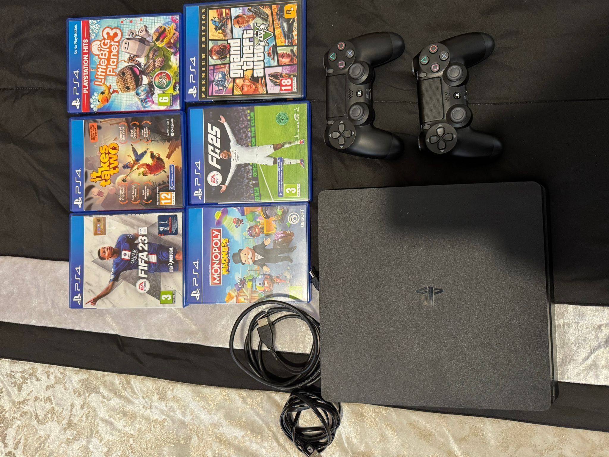 PlayStation 4 slim 500gb