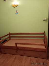 Łóżko młodzieżowe drewniane