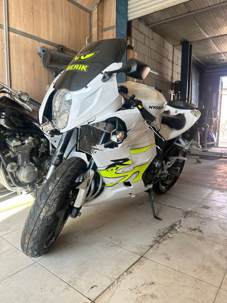 HYOSUNG 650r gt. После дтп. Запускаеться.