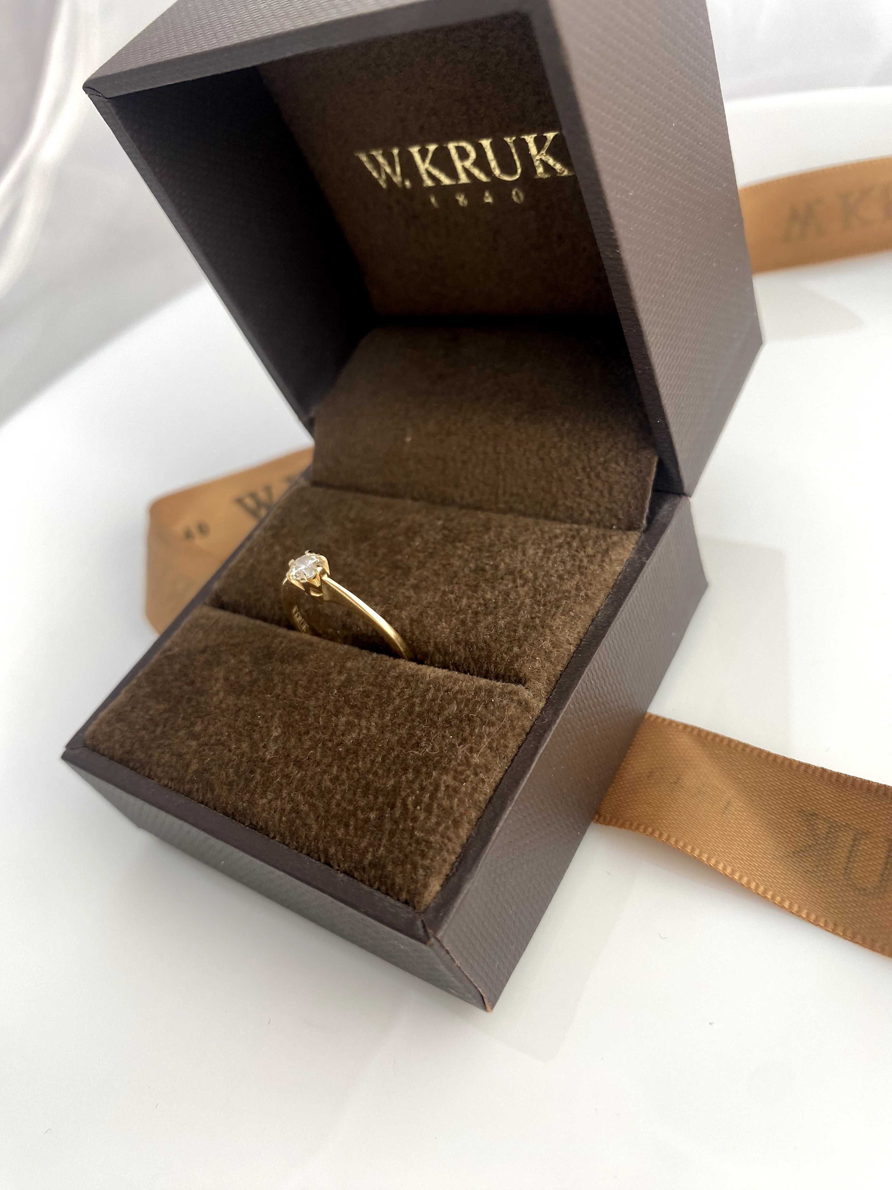 Złoty pierścionek z brylantem W.Kruk+ certyfikat i dowód zakupu