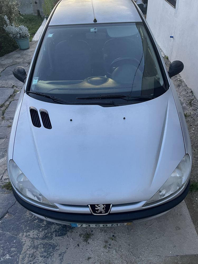 Peugeot 206 1.1 gasolina