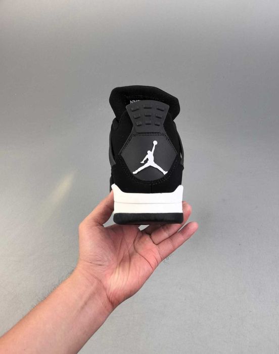 Buty meskie Mokasyny Jordan_Air_Jordan_4_Retro_"White_Thunder" R.45