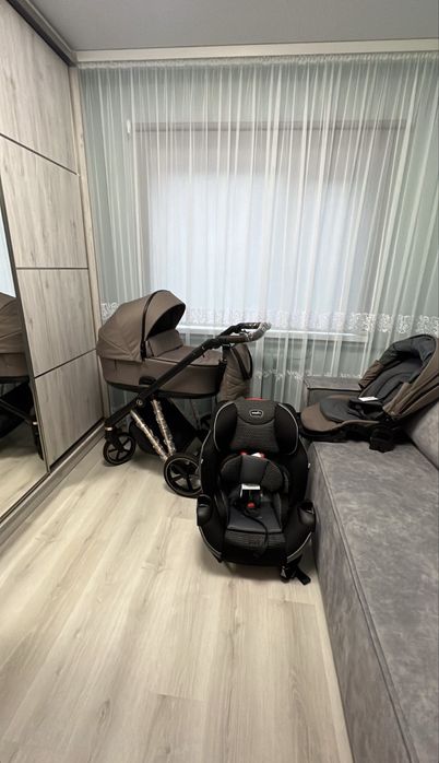 Коляска 2в1 Roan Ivi