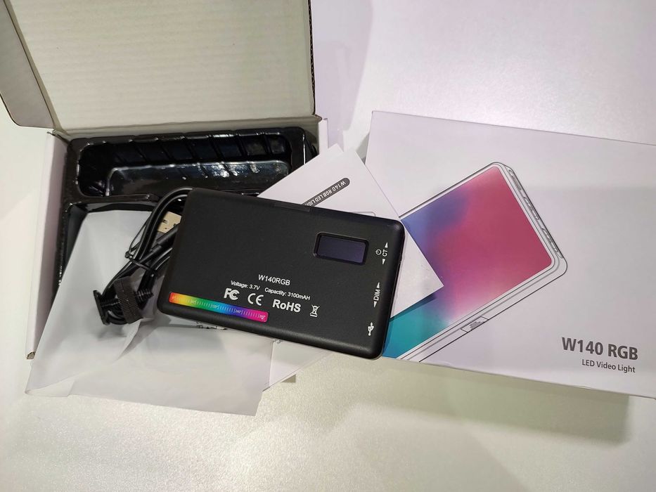 Портативный RGB LED свет Andoer W140 для фотосъёмки и видео світло
