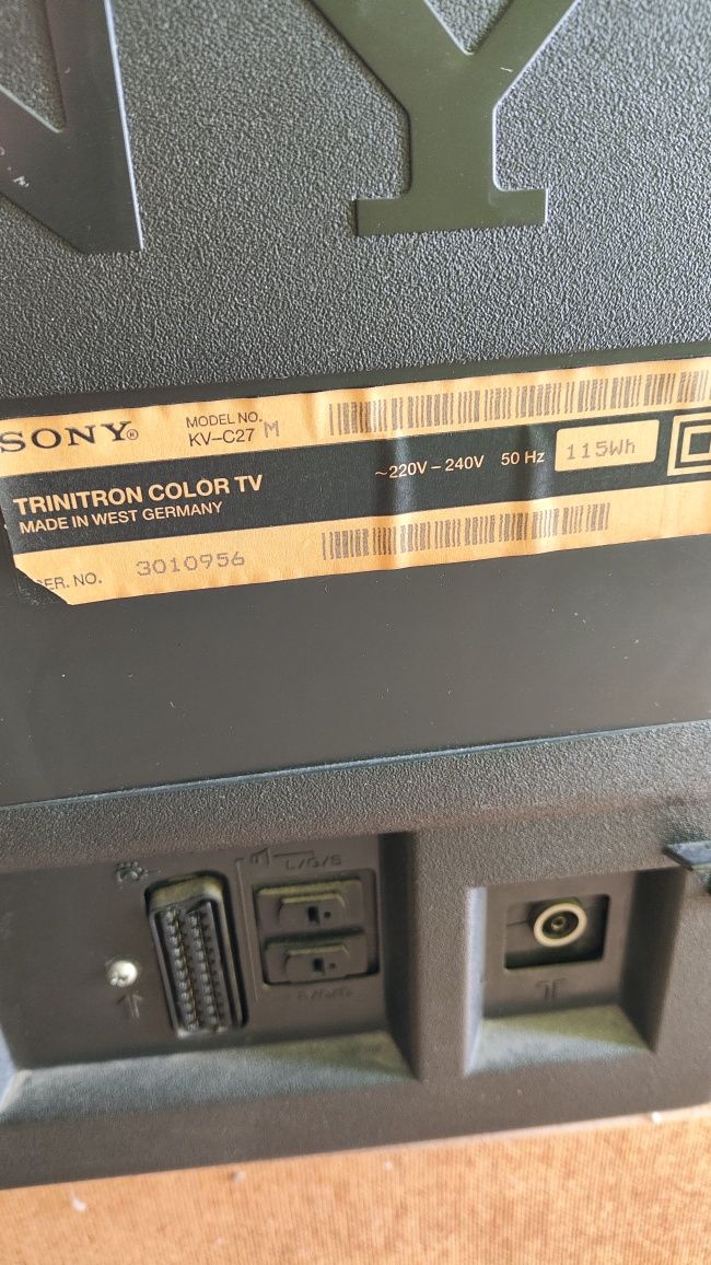 Telewizor CRC Sony KV-C27