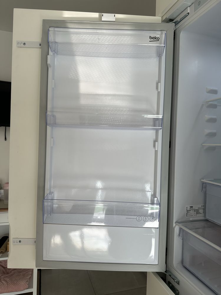 Frigorifico de encastre - BEKO