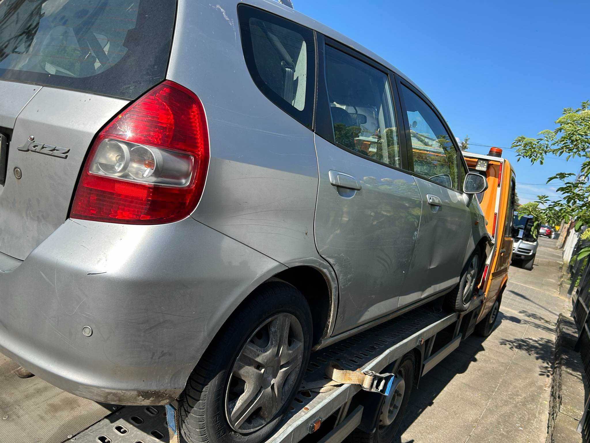 Samochód osobowy na części Honda jazz