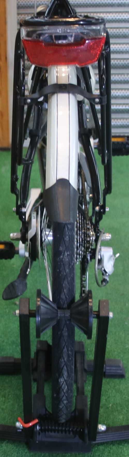 Rower damski Gazelle Medeo. D 57. I inne rowery z Holandii