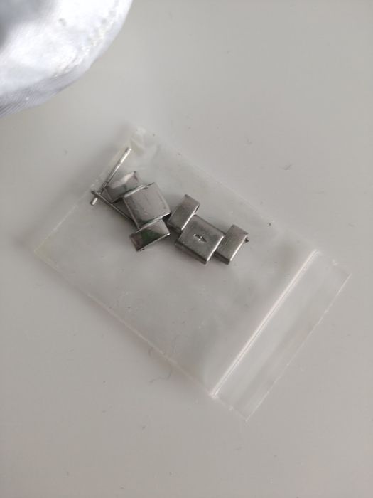 Zegarek Guess srebrny