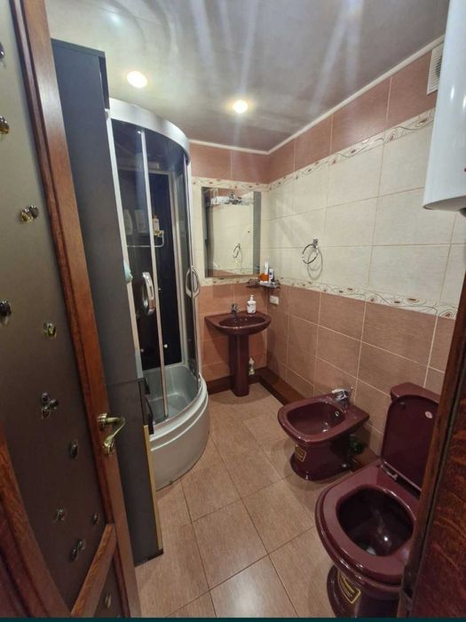 Продам 1 к. квартиру Гагарина Одесская Аэрокосмический кирпичный дом