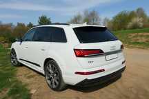 Audi Q7 3.0 V6 TDI quattro S line 2019– Full opcja 7 miejsc 169 286 km