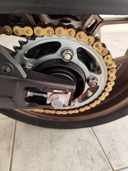 Honda CB650R Neo Sports Café – 03/2020 – 20.000 km