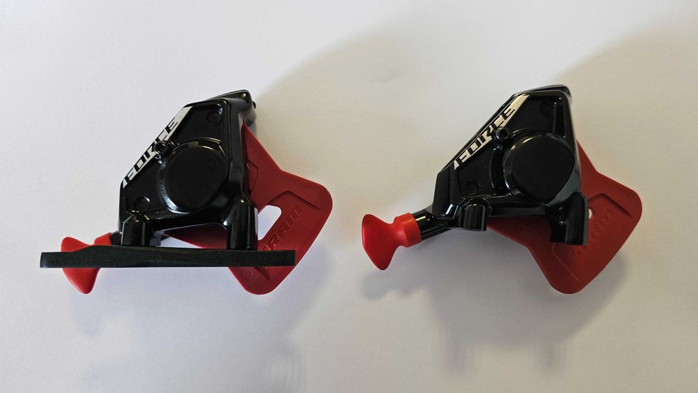 Zaciski + tarcze Sram Force E1 XPLR AXS Mega Zestaw