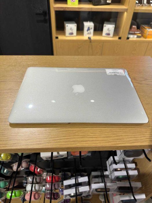 MacBook Air 13" 2017 i5 8/128GB Silver | Гарантія | Магазин