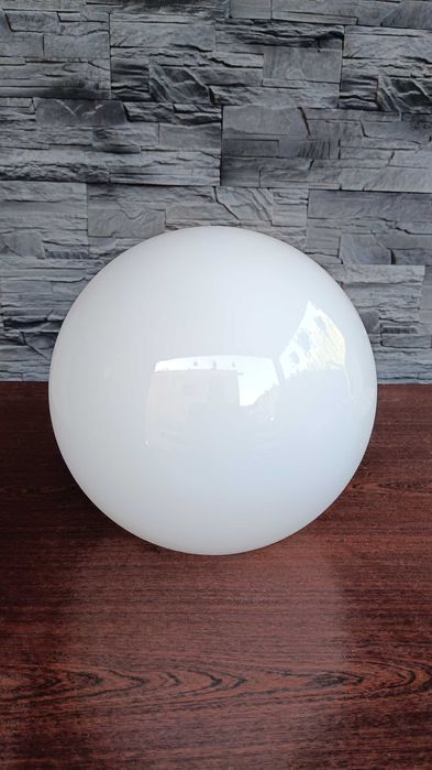 Kula mleczna biała klosz lampa