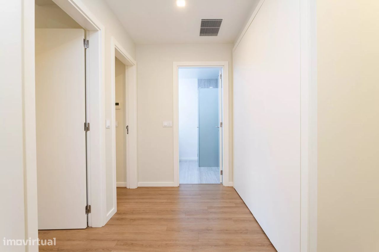 Apartamento T4 no Condomínio VILLA ROMÃO em Carnaxide