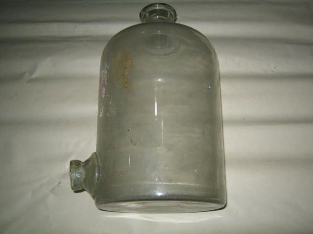 Скляний бутиль 5 літрів з нижнім зливом.