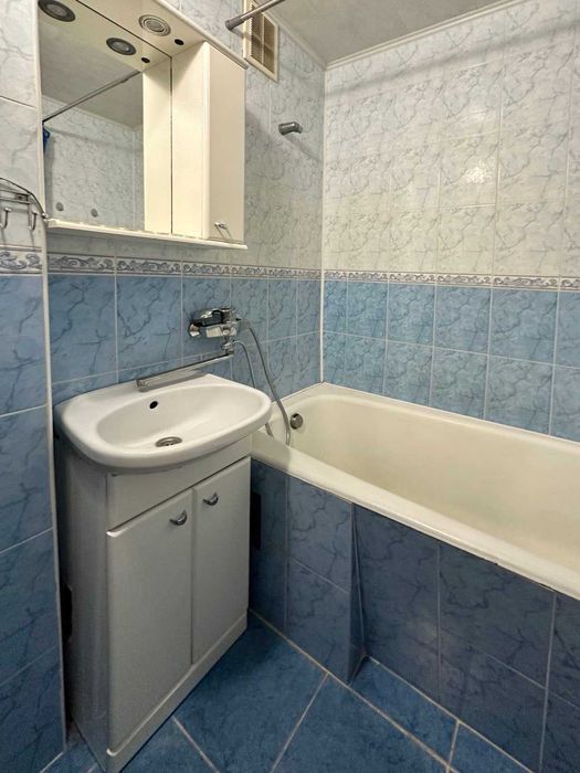 1ком Миколи Закревського 31, Троещина