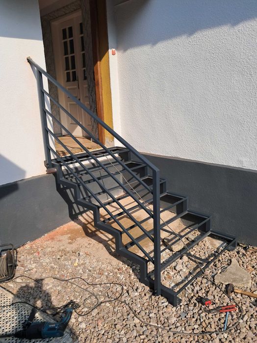 Balustrady • Bramy • Ogrodzenia