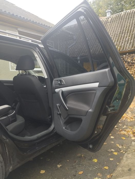 Шкода октавія А5 1.4 бензин механічна КПП -  6