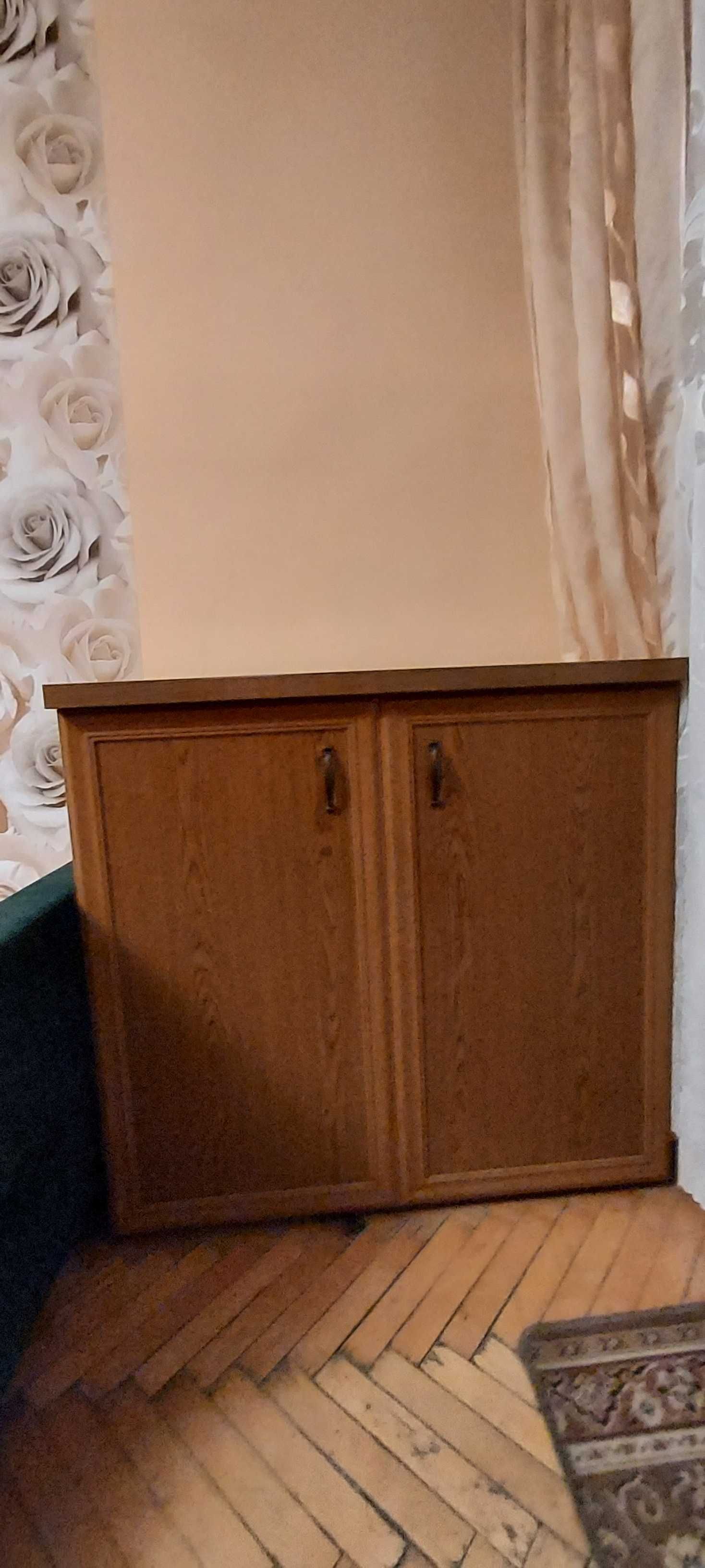 Sprzedam komodę ,fornirowaną dąb rustikal