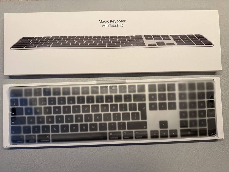 Klawiatura APPLE Magic Keyboard z Touch ID Lightning Black