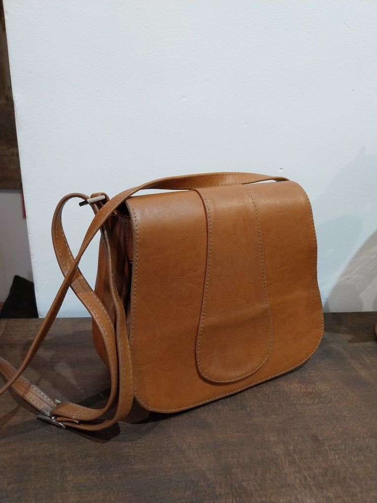 Torebka skórzana listonoszka retro camel karmelową vintage piękna