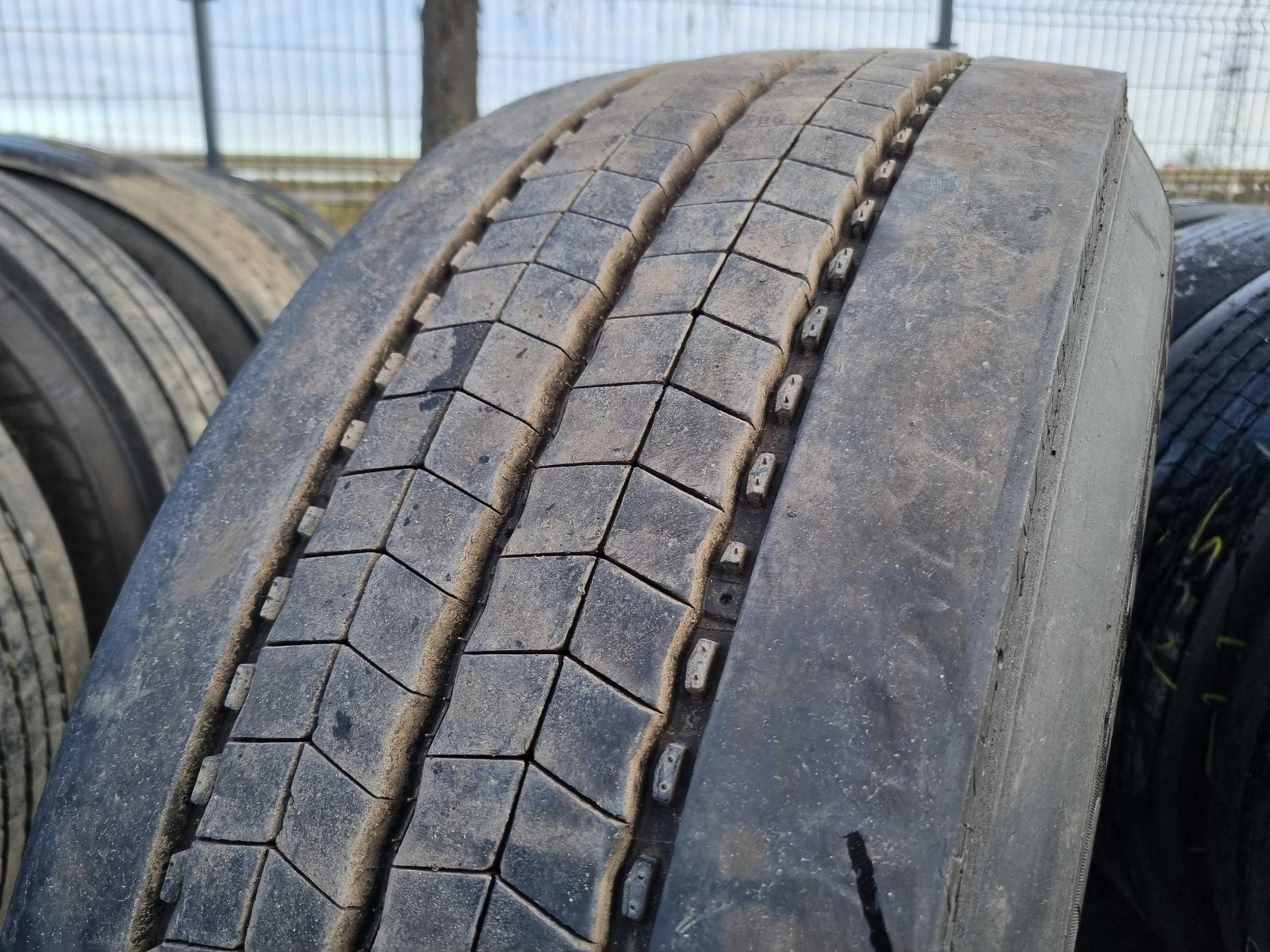 385/65R22.5 Opona MICHELIN XMULTI Z 11-12 mm Przód X MULTI Z