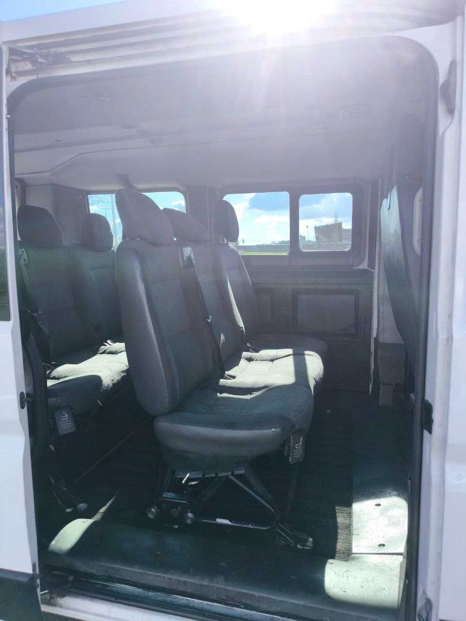Peugeot Boxer Minibus