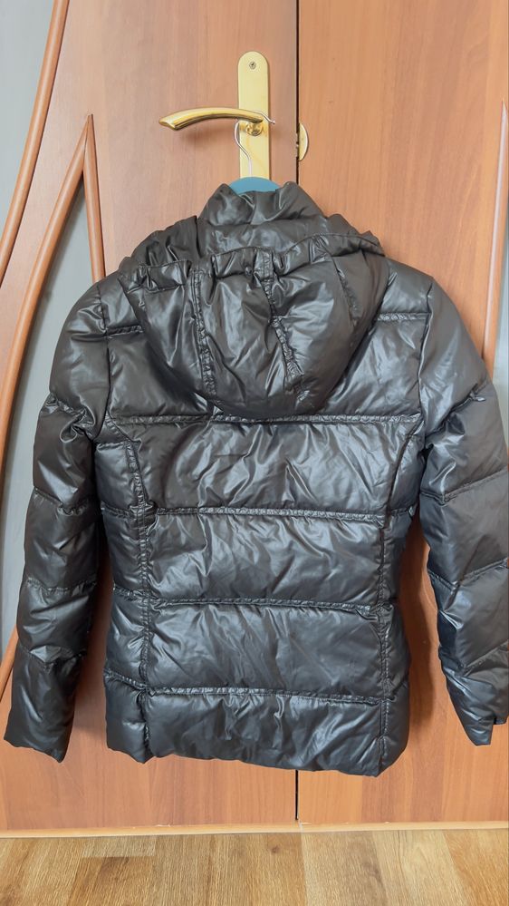 Пуховая финменная куртка Adidas