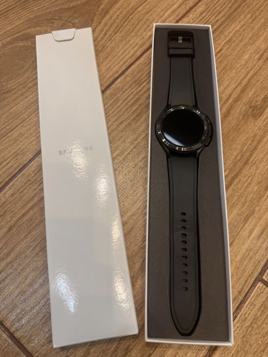 Samsung Galaxy Watch4 Classic