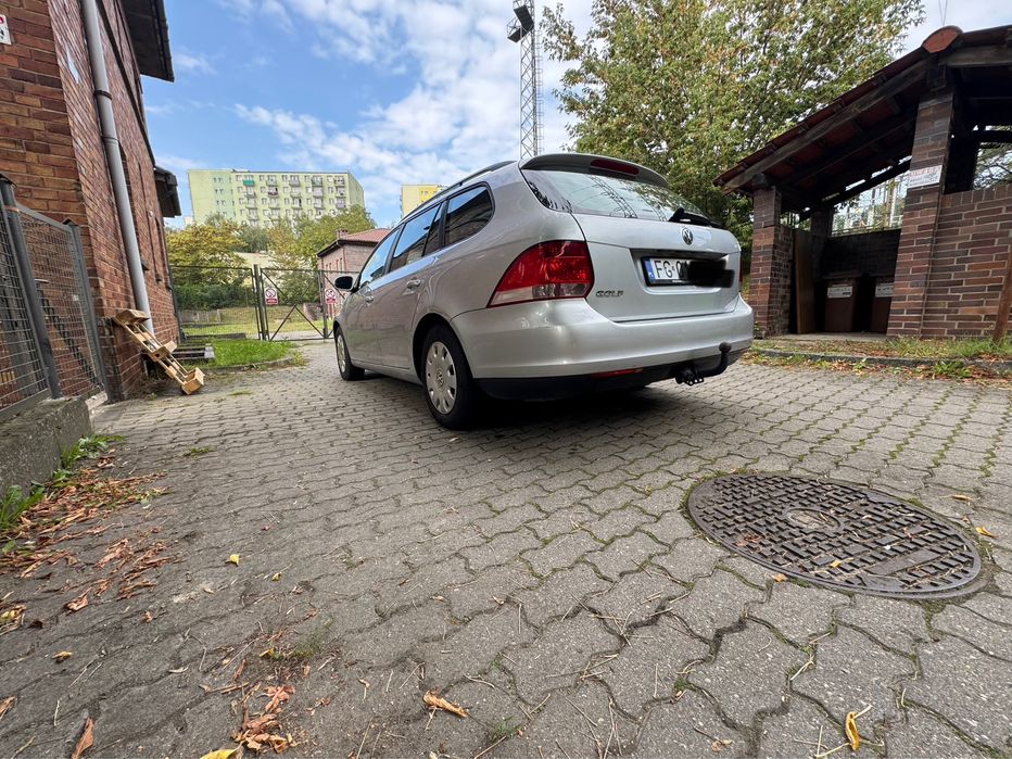 Volkswagen golf V 1.4mpi 2008r