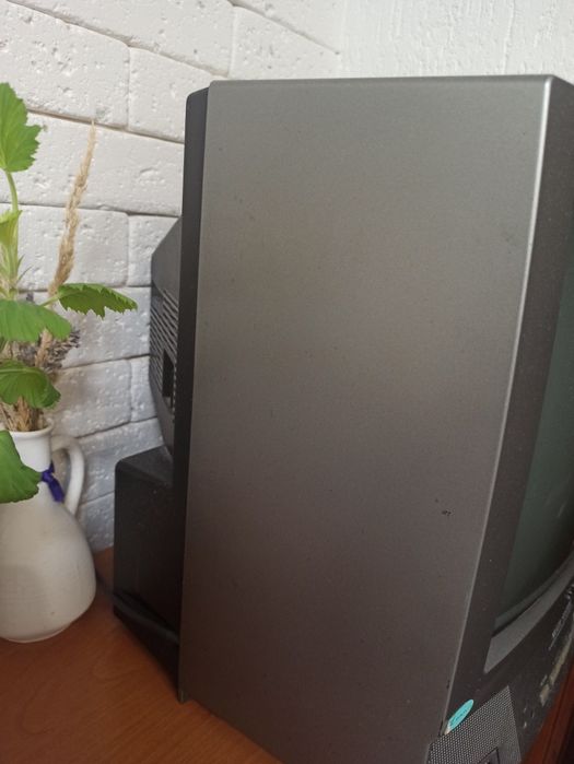 Телевізор Шарп діагональ 35см