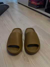 Yeezy Slide Klapki Adidas Core 37