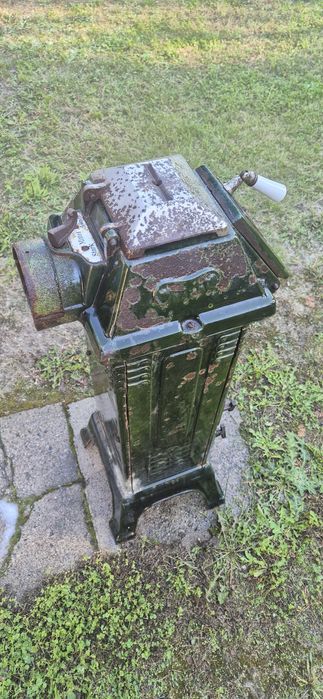 Piecyk zabytkowy niemiecki - kominek koza