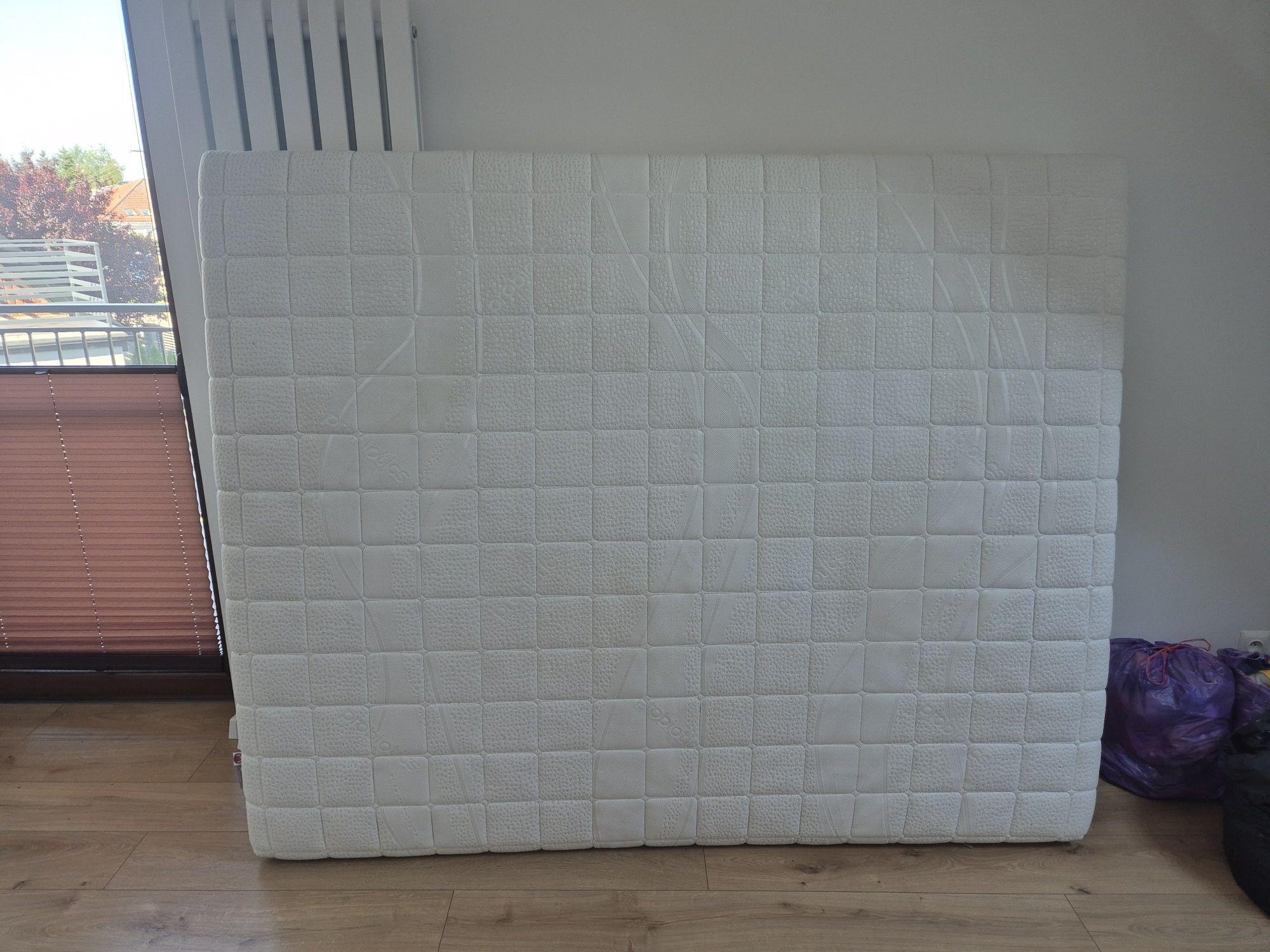 Materac hilding 160x200