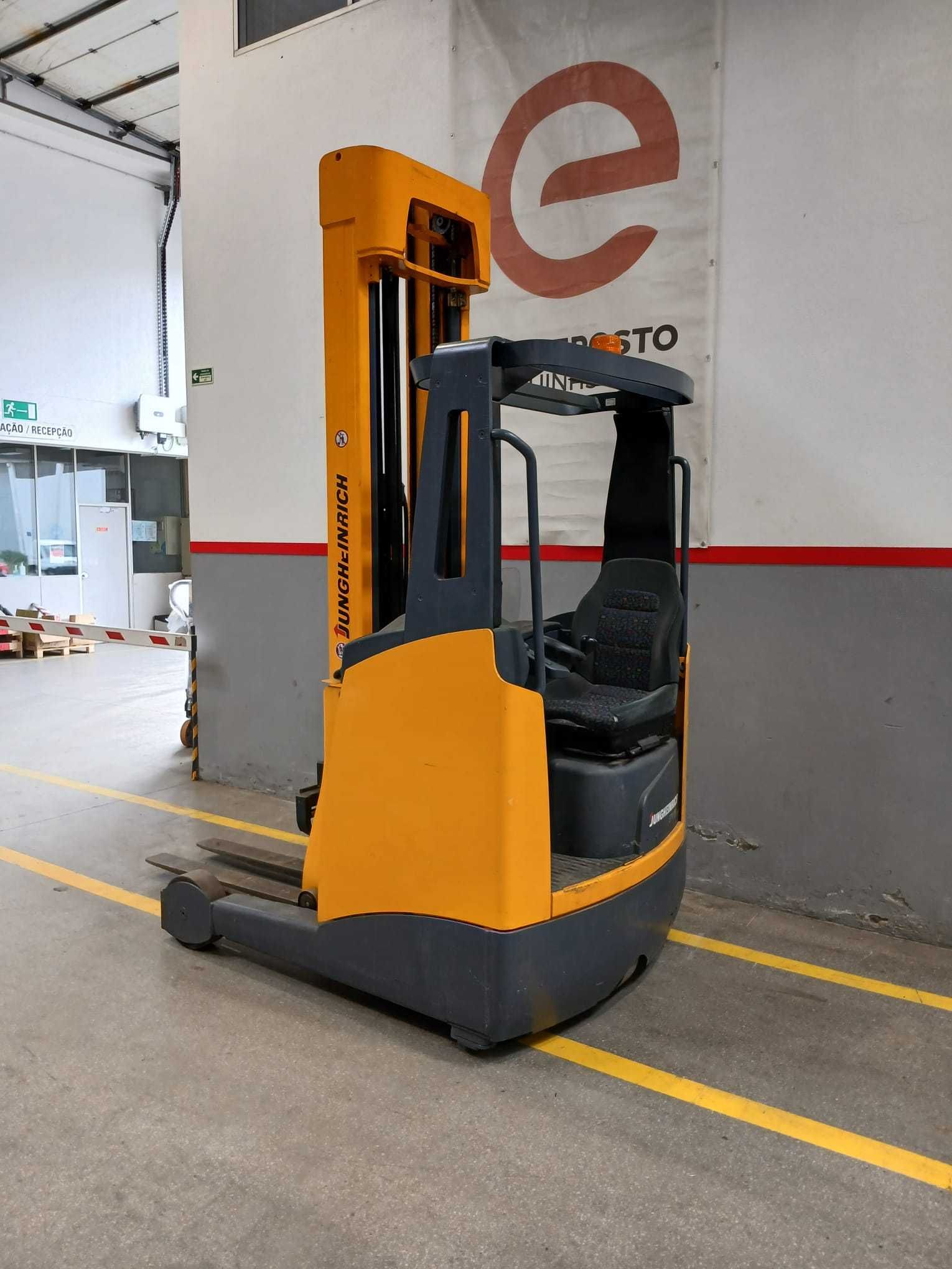 2006 Jungheinrich ETV 114 Retrátil Empilhador 1400Kg Mastro 7100mm
