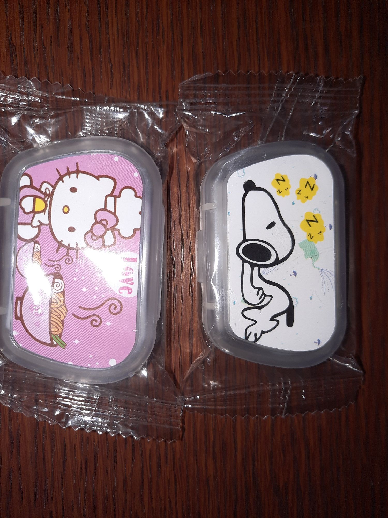 Дорожні набори Контейнер для контактных линз Hello Kitty