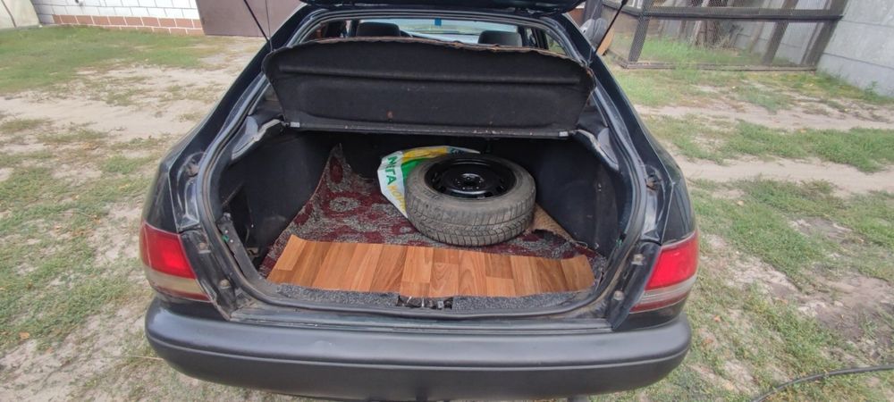 Toyota carina e 1994