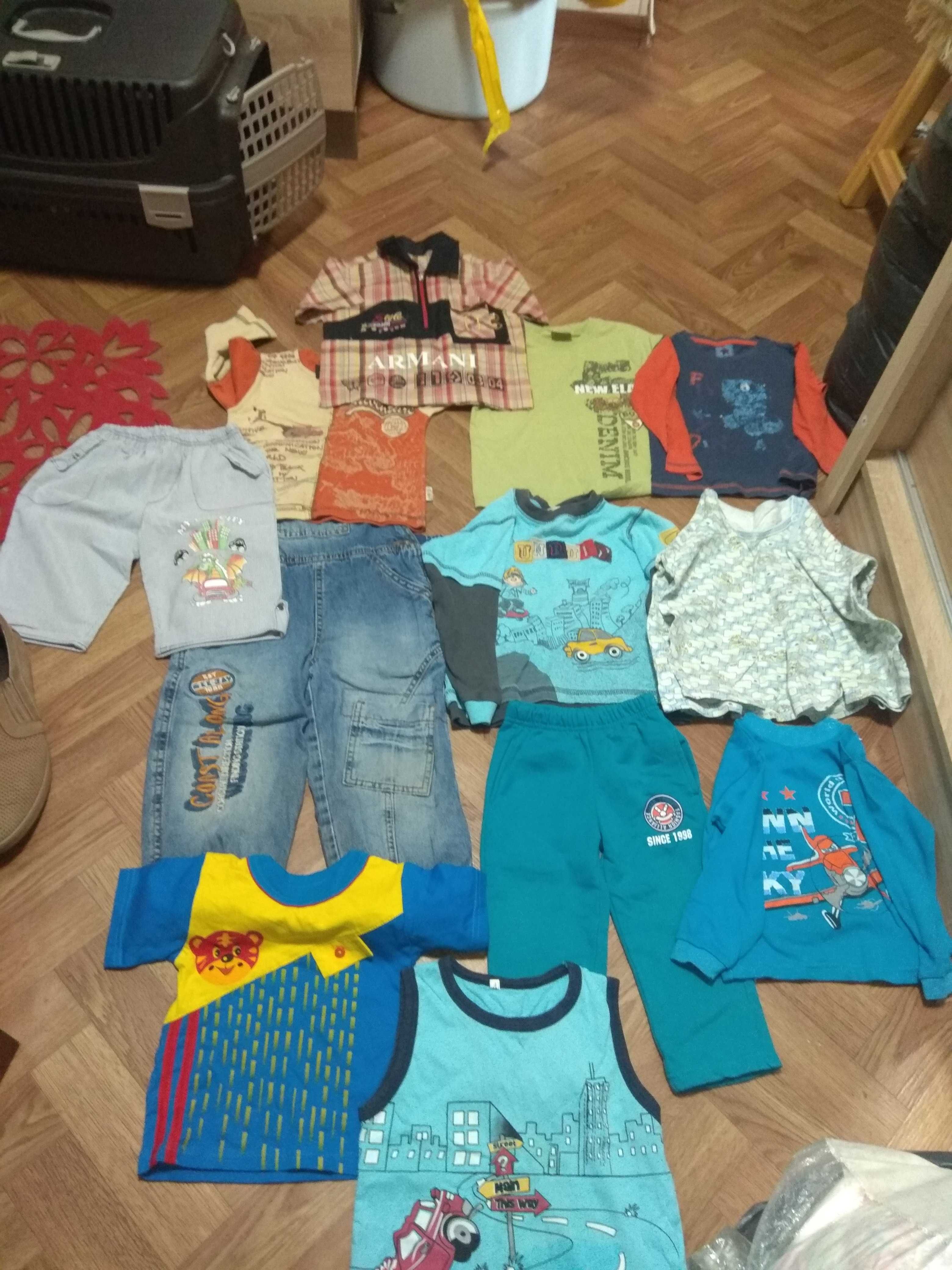 Продам новые  ползунки, кофточки,  слюнявчики х/б на мальчика