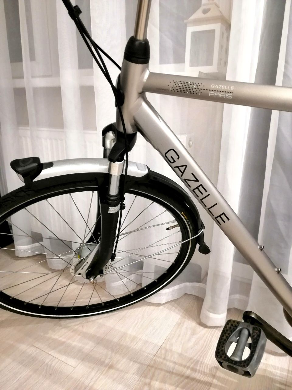 Gazelle Paris C7+