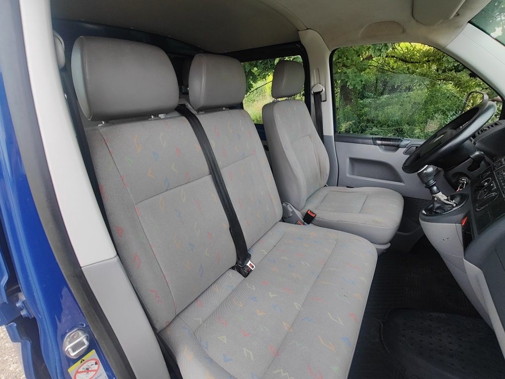Volkswagen T5 4×4 2.5 TDI 4MOTION 2007 рік 6 місць для ЗСУ та БО