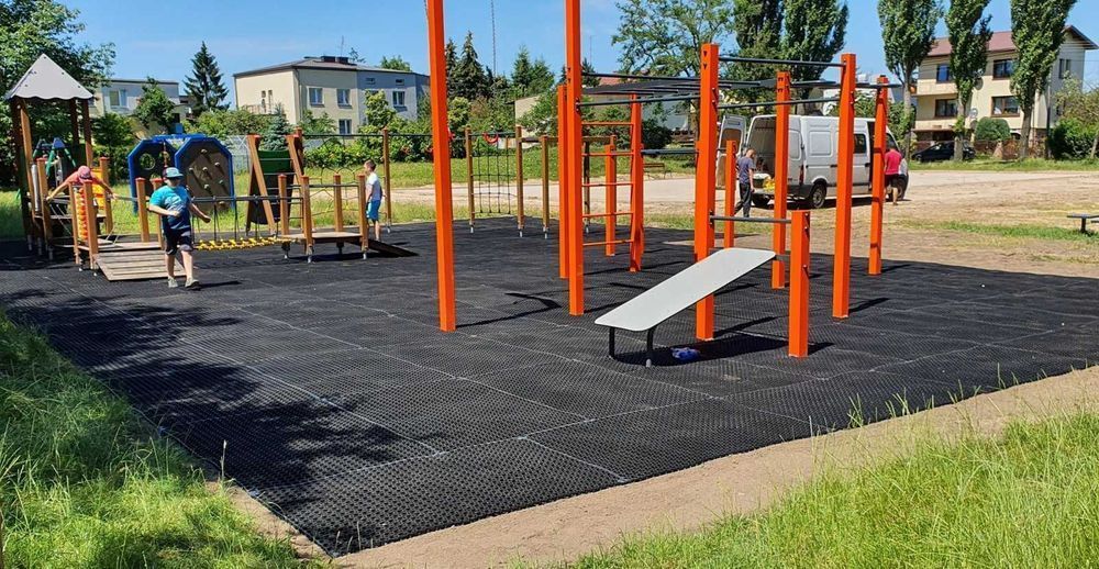 Mata przerostowa na place zabaw, BARDZO TRWAŁA, szybka wysyłka z kraju