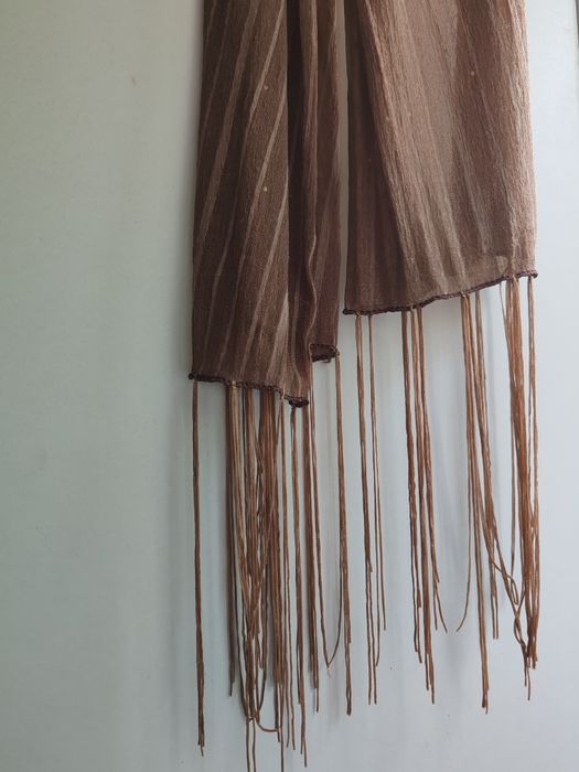 Chusta brązowa szał z cekinami frędzle stylowa i elegancka