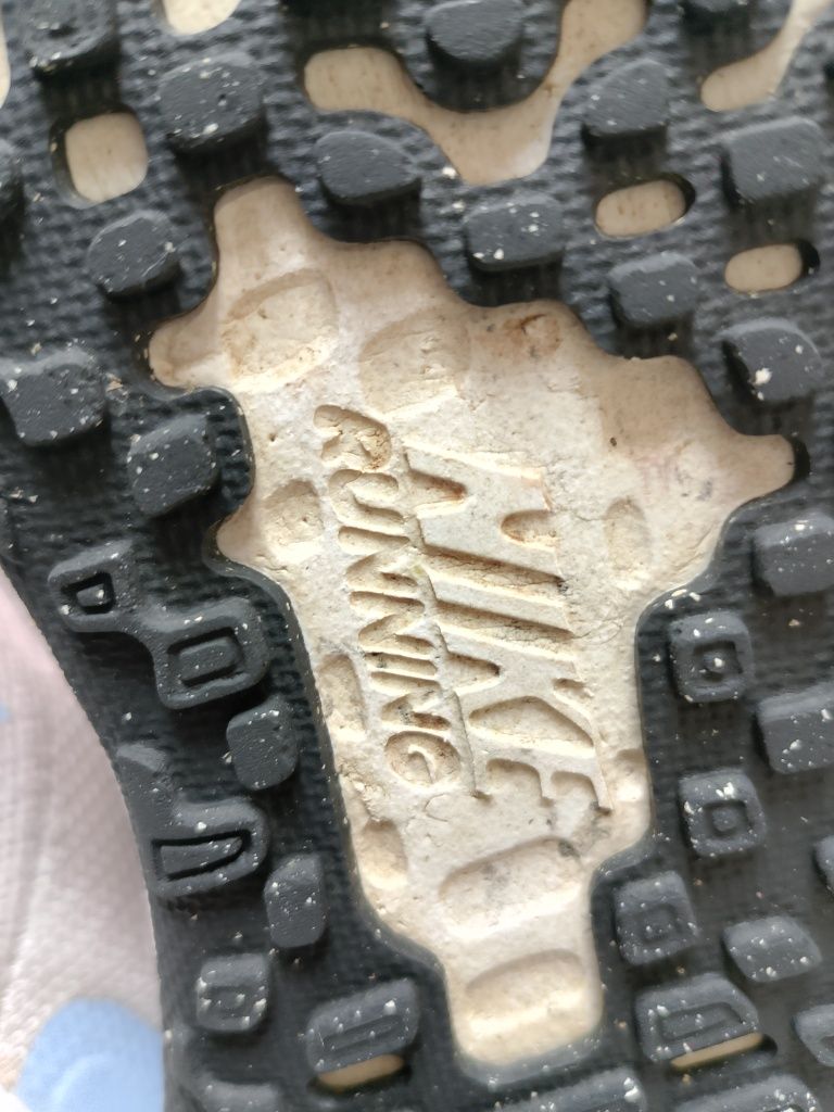 Adidasy dziewczęce r. 31