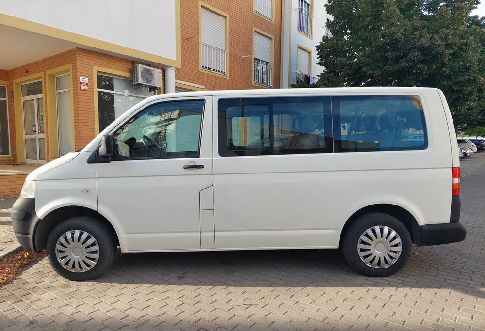 VW Transporter T5 1.9 TDI 9 lugares