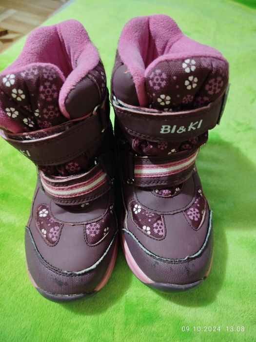 Зимові чоботи для дівчинки
