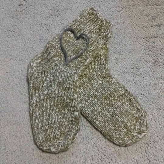 Высокие тёплые женские шерстяные носки для домашнего гардероба